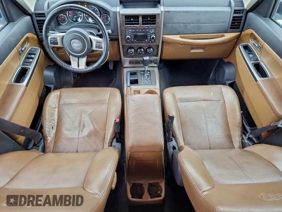 ✅ 2012 Jeep Liberty Limited • VIN: 1C4PJLCK5CW146342 • Lot: 95247805. Listed on Copart with 186,037 mi. Free auction sales archive from the USA and detailed vehicle history report at DreamBid. Image 8.