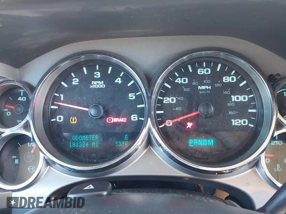 ✅ 2011 GMC Sierra 1500 SLE • VIN: 3GTP2VE37BG396628 • Lot: 43469035. Listed on IAAI with 181,324 mi. Free auction sales archive from the USA and detailed vehicle history report at DreamBid. Image 7.