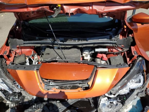 ✅ 2022 Nissan LEAF SV • VIN: 1N4AZ1CVXNC554679 • Лот: 70281525. Опубликован ранее на Copart с пробегом 36 800 миль. Бесплатный доступ к архиву аукционных продаж из США и подробный отчёт об истории автомобиля на DreamBid. Изображение 11.