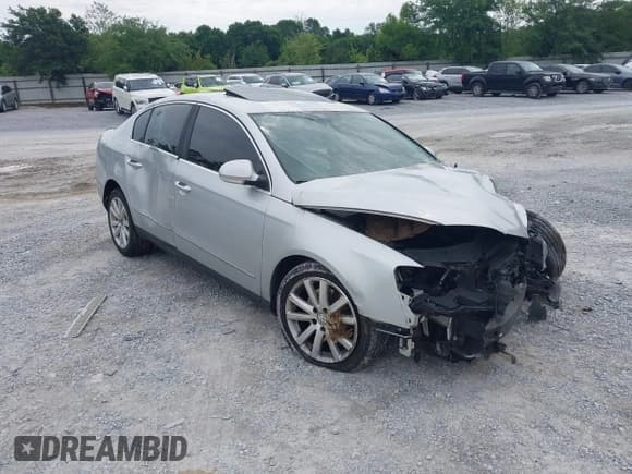 ✅ 2006 Volkswagen Passat 2.0T • VIN: WVWEK73C66P068043 • Lot: 42228196. Listed on IAAI with 92,191 mi. Free auction sales archive from the USA and detailed vehicle history report at DreamBid. Image 1.