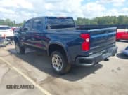 ✅ 2019 Chevrolet Silverado 1500 RST • VIN: 1GCUYEEDXKZ168469 • Lot: 43011980. Wystawiony na IAAI z przebiegiem 112 039 mil. Bezpłatny archiwum sprzedaży aukcyjnych z USA i szczegółowy raport historii pojazdu na DreamBid. Zdjęcie 3.