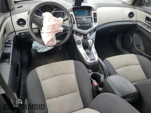 ✅ 2015 Chevrolet Cruze LS • VIN: 1G1PA5SH5F7211165 • Lot: 89738025. Listed on Copart with 158,344 mi. Free auction sales archive from the USA and detailed vehicle history report at DreamBid. Image 8.