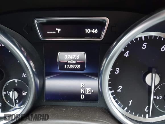 ✅ 2015 Mercedes-Benz M 350 • VIN: 4JGDA5HB9FA500335 • Lot: 43660716. Wystawiony na IAAI z przebiegiem 113 978 mil. Bezpłatny archiwum sprzedaży aukcyjnych z USA i szczegółowy raport historii pojazdu na DreamBid. Zdjęcie 7.