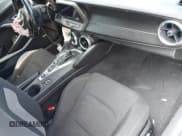 ✅ 2019 Chevrolet Camaro 1LT • VIN: 1G1FB1RS0K0120231 • Lot: 42203866. Wystawiony na IAAI z przebiegiem 86 848 mil. Bezpłatny archiwum sprzedaży aukcyjnych z USA i szczegółowy raport historii pojazdu na DreamBid. Zdjęcie 5.