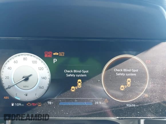 ✅ 2022 Hyundai Elantra Limited • VIN: 5NPLP4AG8NH073512 • Лот: 43352562. Опубликован ранее на IAAI с пробегом 90 696 миль. Бесплатный доступ к архиву аукционных продаж из США и подробный отчёт об истории автомобиля на DreamBid. Изображение 7.