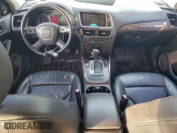 ✅ 2011 Audi Q5 Premium Plus • VIN: WA1LFAFP9BA083506 • Lot: 96318255. Listed on Copart with 129,745 mi. Free auction sales archive from the USA and detailed vehicle history report at DreamBid. Image 8.