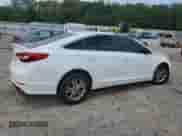 2016 Hyundai Sonata 2.4L z VIN 5NPE24AF0GH411082, wystawiony jako Copart lot #67307335 z przebiegiem 196 450 mil mil oraz Szkoda całkowita • Salvage title. Historia ofert i sprzedaży dostępna na DreamBid. Obrazek 3.