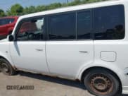 ✅ 2005 Scion xB • VIN: JTLKT334454012835 • Лот: 42737882. Опубликован ранее на IAAI с пробегом 156 455 миль. Бесплатный доступ к архиву аукционных продаж из США и подробный отчёт об истории автомобиля на DreamBid. Изображение 15.