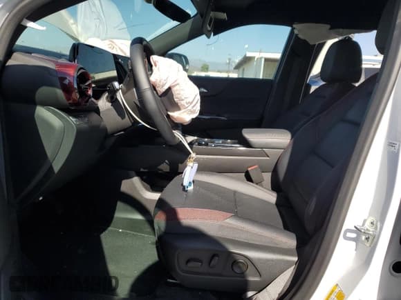 ✅ 2025 Chevrolet Equinox FWD RS • VIN: 3GNAXLEG9SL186710 • Lot: 85156705. Wystawiony na Copart z przebiegiem Nie podano. Bezpłatny archiwum sprzedaży aukcyjnych z USA i szczegółowy raport historii pojazdu na DreamBid. Zdjęcie 7.