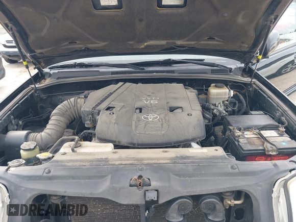 ✅ 2007 Toyota 4Runner Limited • VIN: JTEBU17R178097997 • Lot: 42443779. Listed on IAAI with 249,657 mi. Free auction sales archive from the USA and detailed vehicle history report at DreamBid. Image 10.