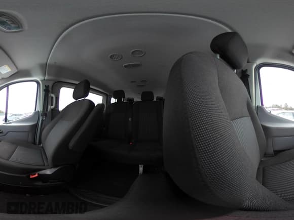 ✅ 2017 Ford Transit XL • VIN: 1FBZX2YM3HKA40535 • Lot: 41364177. Wystawiony na IAAI z przebiegiem 80 568 mil. Bezpłatny archiwum sprzedaży aukcyjnych z USA i szczegółowy raport historii pojazdu na DreamBid. Zdjęcie 19.