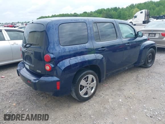 ✅ 2010 Chevrolet HHR LS • VIN: 3GNBAADB4AS508996 • Lot: 42181486. Listed on IAAI with 259,887 mi. Free auction sales archive from the USA and detailed vehicle history report at DreamBid. Image 4.