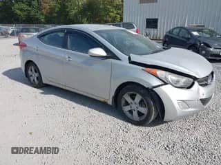 2013 Hyundai Elantra GLS с VIN KMHDH4AE7DU858457, выставлен на аукционе IAAI как лот 43241444 с пробегом 153 661 миль миль и . История ставок и продаж доступна на DreamBid. Изображение 1.