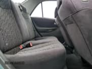 ✅ 2001 Mazda Protege LX • VIN: JM1BJ226510402231 • Lot: 46717595. Wystawiony na Copart z przebiegiem 154 138 mil. Bezpłatny archiwum sprzedaży aukcyjnych z USA i szczegółowy raport historii pojazdu na DreamBid. Zdjęcie 10.