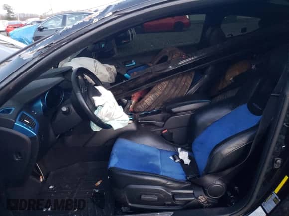 2015 Hyundai Genesis Coupe Ultimate с VIN KMHHU6KJXFU126914, выставлен на аукционе Copart как лот 81353284 с пробегом 79 248 миль миль и Списание • Salvage title. История ставок и продаж доступна на DreamBid. Изображение 7.