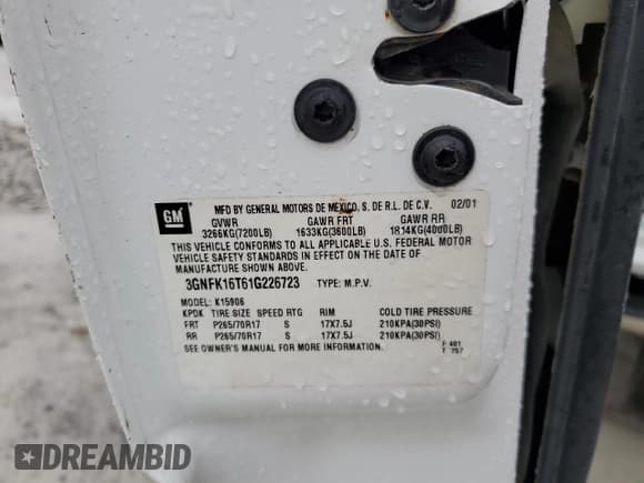 ✅ 2001 Chevrolet Silverado 2500HD LS • VIN: 1GCHK23U81F213333 • Lot: 43536335. Wystawiony na Copart z przebiegiem 245 017 mil. Bezpłatny archiwum sprzedaży aukcyjnych z USA i szczegółowy raport historii pojazdu na DreamBid. Zdjęcie 13.