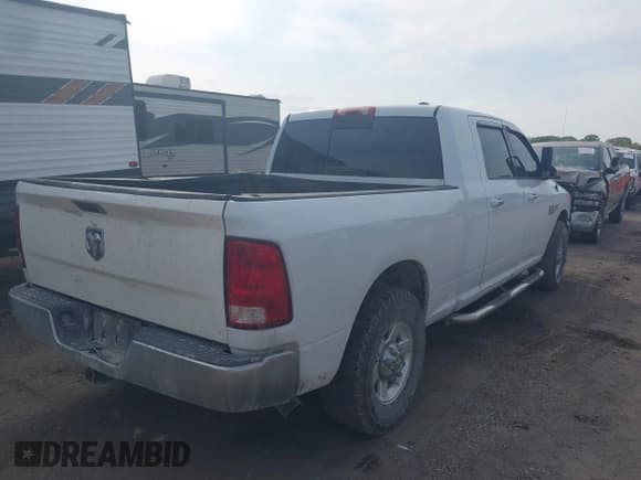 ✅ 2010 Dodge RAM • VIN: 3D7TP2HLXAG130647 • Lot: 43524164. Listed on IAAI with 438,782 mi. Free auction sales archive from the USA and detailed vehicle history report at DreamBid. Image 4.