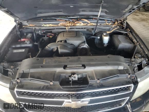 ✅ 2008 Chevrolet Tahoe LS • VIN: 1GNFC13C08J189100 • Lot: 92268665. Wystawiony na Copart z przebiegiem 201 875 mil. Bezpłatny archiwum sprzedaży aukcyjnych z USA i szczegółowy raport historii pojazdu na DreamBid. Zdjęcie 12.