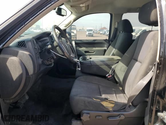 ✅ 2011 GMC Sierra 2500HD SLE • VIN: 1GT120C89BF155906 • Лот: 50648005. Опубликован ранее на Copart с пробегом 185 666 миль. Бесплатный доступ к архиву аукционных продаж из США и подробный отчёт об истории автомобиля на DreamBid. Изображение 7.