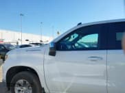 ✅ 2025 Chevrolet Silverado 1500 LT • VIN: 1GCPACED6SZ124233 • Lot: 43673994. Wystawiony na IAAI z przebiegiem 34 013 mil. Bezpłatny archiwum sprzedaży aukcyjnych z USA i szczegółowy raport historii pojazdu na DreamBid. Zdjęcie 14.