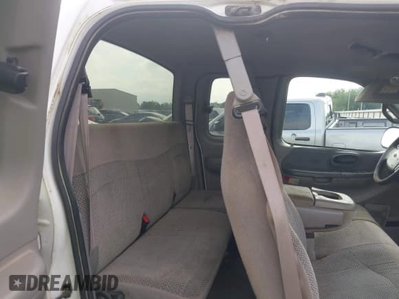 ✅ 2000 Ford F-150 XL • VIN: 1FTZX1720YNC40664 • Лот: 42109556. Опубликован ранее на IAAI с пробегом Не указан. Бесплатный доступ к архиву аукционных продаж из США и подробный отчёт об истории автомобиля на DreamBid. Изображение 8.