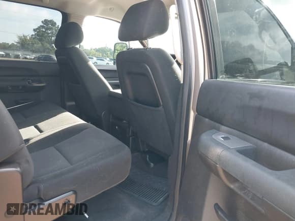 ✅ 2014 Chevrolet Silverado 2500HD LT • VIN: 1GC1KXC86EF125193 • Lot: 42725344. Listed on IAAI with 154,794 mi. Free auction sales archive from the USA and detailed vehicle history report at DreamBid. Image 8.