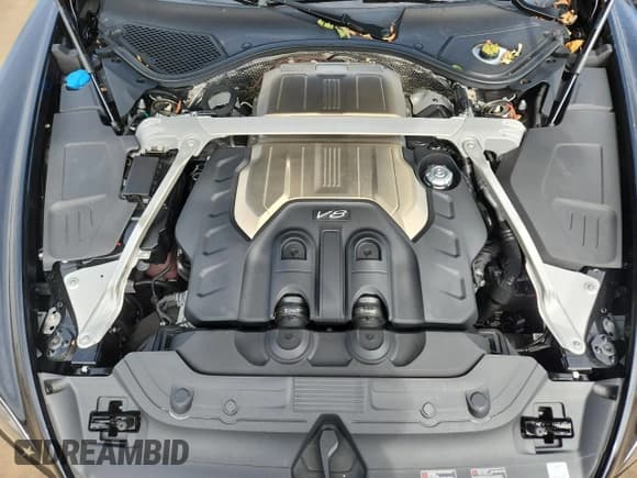 ✅ 2022 Bentley Continental GT GT V8 • VIN: SCBCG2ZG5NC092767 • Lot: 71908575. Listed on Copart with 10,231 mi. Free auction sales archive from the USA and detailed vehicle history report at DreamBid. Image 11.