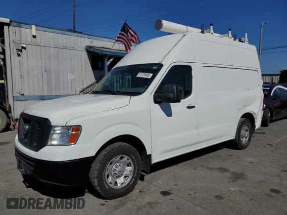 ✅ 2018 Nissan NV Cargo SV • VIN: 1N6BF0LY0JN814417 • Lot: 92517195. Wystawiony na Copart z przebiegiem 85 656 mil. Bezpłatny archiwum sprzedaży aukcyjnych z USA i szczegółowy raport historii pojazdu na DreamBid. Zdjęcie 1.