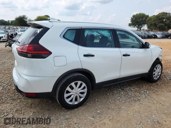 ✅ 2019 Nissan Rogue S • VIN: 5N1AT2MT4KC801989 • Lot: 71896855. Listed on Copart with 121,059 mi. Free auction sales archive from the USA and detailed vehicle history report at DreamBid. Image 3.