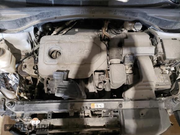 ✅ 2018 Hyundai Santa Fe 2.4L • VIN: 5XYZTDLB6JG553315 • Лот: 38539414. Опубликован ранее на Copart с пробегом 138 433 миль. Бесплатный доступ к архиву аукционных продаж из США и подробный отчёт об истории автомобиля на DreamBid. Изображение 11.