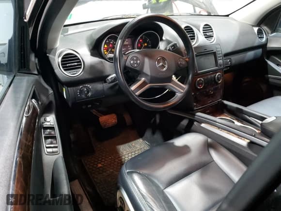 ✅ 2011 Mercedes-Benz M 350 • VIN: 4JGBB8GB8BA751364 • Lot: 92277315. Listed on Copart with 175,422 mi. Free auction sales archive from the USA and detailed vehicle history report at DreamBid. Image 8.