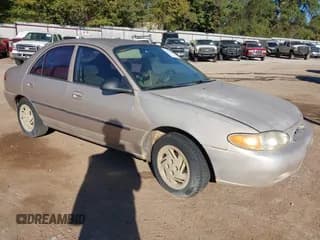 ✅ 1998 Ford Escort • VIN: 1FALP10P9WW106311 • Lot: 43613665. Listed on IAAI with 159,878 mi. Free auction sales archive from the USA and detailed vehicle history report at DreamBid. Image 1.