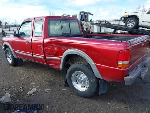 ✅ 1996 Ford Ranger XLT • VIN: 1FTDR15X9TPB29241 • Lot: 41802300. Listed on IAAI with 179,948 mi. Free auction sales archive from the USA and detailed vehicle history report at DreamBid. Image 3.