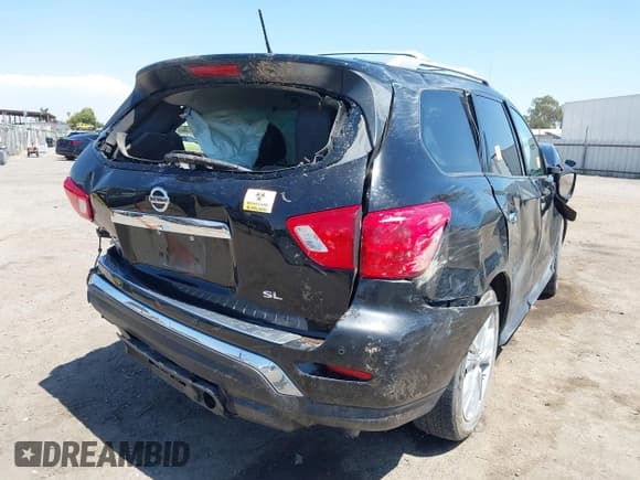 ✅ 2018 Nissan Pathfinder S • VIN: 5N1DR2MN6JC617682 • Лот: 42653460. Опубликован ранее на IAAI с пробегом Не указан. Бесплатный доступ к архиву аукционных продаж из США и подробный отчёт об истории автомобиля на DreamBid. Изображение 4.