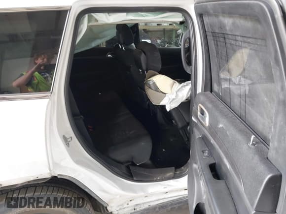 ✅ 2017 Jeep Grand Cherokee Altitude • VIN: 1C4RJFAG4HC651452 • Lot: 42948509. Listed on IAAI with 143,613 mi. Free auction sales archive from the USA and detailed vehicle history report at DreamBid. Image 8.