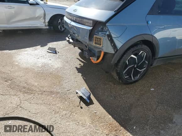 2022 Hyundai Ioniq 5 SEL z VIN KM8KNDAF2NU054853, wystawiony jako Copart lot #44260883 z przebiegiem 16 452 mil mil oraz . Historia ofert i sprzedaży dostępna na DreamBid. Obrazek 13.