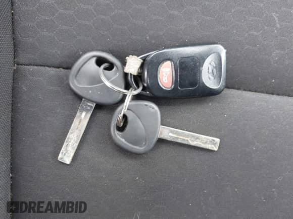 2019 Hyundai Elantra SEL с VIN 5NPD84LF2KH418213, выставлен на аукционе IAAI как лот 43586246 с пробегом 184 127 миль миль и . История ставок и продаж доступна на DreamBid. Изображение 11.