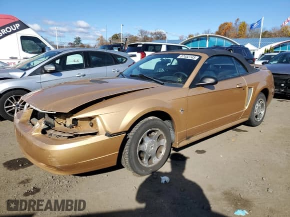 ✅ 2000 Ford Mustang • VIN: 1FAFP4444YF199479 • Лот: 87452745. Опубликован ранее на Copart с пробегом 92 530 миль. Бесплатный доступ к архиву аукционных продаж из США и подробный отчёт об истории автомобиля на DreamBid. Изображение 1.