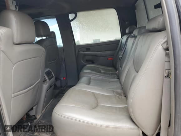 ✅ 2007 Chevrolet Silverado 2500HD LT3 • VIN: 1GCHK23D87F157726 • Lot: 60257505. Wystawiony na Copart z przebiegiem Nie podano. Bezpłatny archiwum sprzedaży aukcyjnych z USA i szczegółowy raport historii pojazdu na DreamBid. Zdjęcie 10.