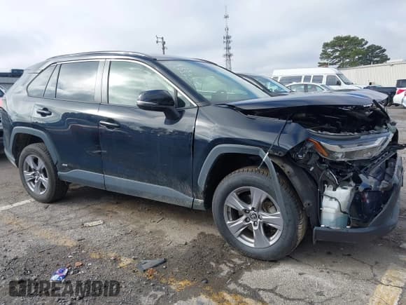 ✅ 2022 Toyota RAV4 Hybrid XLE • VIN: JTMRWRFV4ND154210 • Лот: 43585060. Опубликован ранее на IAAI с пробегом 63 880 миль. Бесплатный доступ к архиву аукционных продаж из США и подробный отчёт об истории автомобиля на DreamBid. Изображение 13.