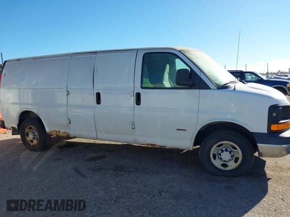 ✅ 2008 Chevrolet City Express Cargo • VIN: 1GCHG396081168802 • Лот: 43695591. Опубликован ранее на IAAI с пробегом 259 210 миль. Бесплатный доступ к архиву аукционных продаж из США и подробный отчёт об истории автомобиля на DreamBid. Изображение 13.