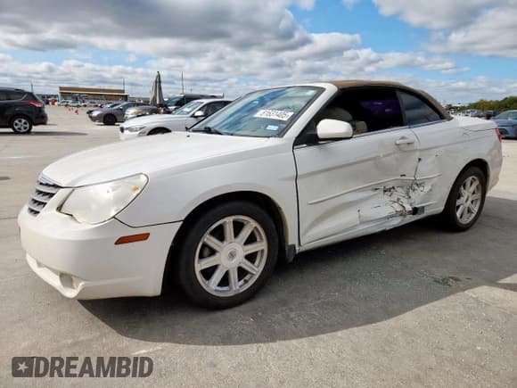 ✅ 2008 Chrysler Sebring Touring • VIN: 1C3LC55R78N302414 • Lot: 81631405. Wystawiony na Copart z przebiegiem 124 856 mil. Bezpłatny archiwum sprzedaży aukcyjnych z USA i szczegółowy raport historii pojazdu na DreamBid. Zdjęcie 1.