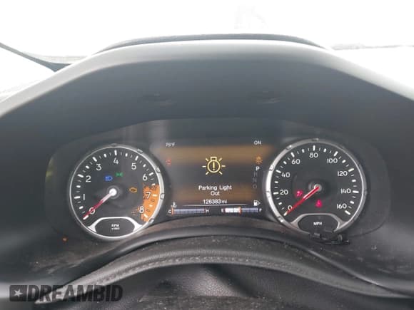 ✅ 2017 Jeep Renegade Limited • VIN: ZACCJBDB5HPE54252 • Лот: 43095440. Опубликован ранее на IAAI с пробегом 126 383 миль. Бесплатный доступ к архиву аукционных продаж из США и подробный отчёт об истории автомобиля на DreamBid. Изображение 7.