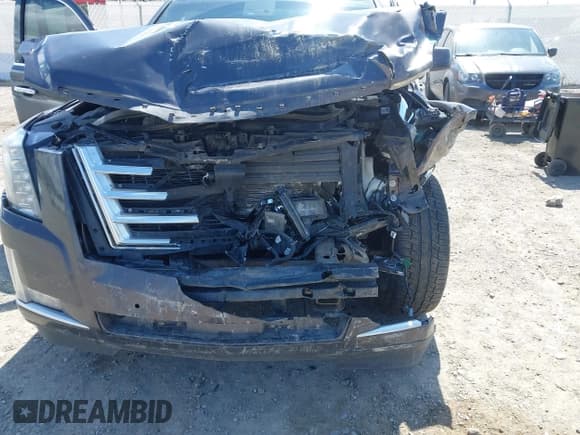 ✅ 2015 Cadillac Escalade Premium • VIN: 1GYS4CKJ1FR188045 • Lot: 42436037. Listed on IAAI with 156,997 mi. Free auction sales archive from the USA and detailed vehicle history report at DreamBid. Image 6.