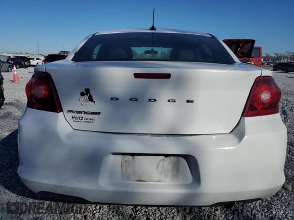 ✅ 2013 Dodge Avenger SE • VIN: 1C3CDZAB6DN712810 • Лот: 87892615. Опубликован ранее на Copart с пробегом 204 984 миль. Бесплатный доступ к архиву аукционных продаж из США и подробный отчёт об истории автомобиля на DreamBid. Изображение 6.