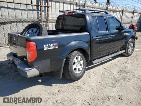 ✅ 2005 Nissan Frontier Nismo • VIN: 1N6AD07W15C422493 • Лот: 85759845. Опубликован ранее на Copart с пробегом 173 842 миль. Бесплатный доступ к архиву аукционных продаж из США и подробный отчёт об истории автомобиля на DreamBid. Изображение 3.