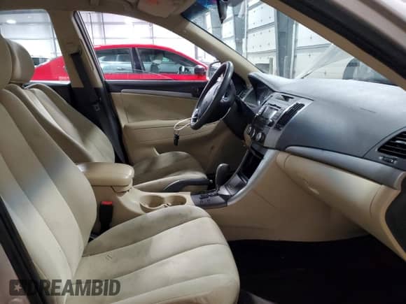 2009 Hyundai Sonata GLS с VIN 5NPET46C19H481544, выставлен на аукционе Copart как лот 68732474 с пробегом 235 484 миль миль и Списание • Salvage title. История ставок и продаж доступна на DreamBid. Изображение 7.