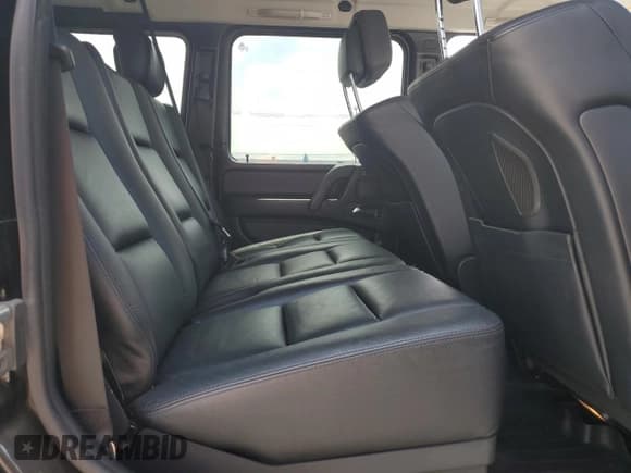 ✅ 2016 Mercedes-Benz G 550 • VIN: WDCYC3KF8GX246500 • Лот: 65649125. Опубликован ранее на Copart с пробегом 74 268 миль. Бесплатный доступ к архиву аукционных продаж из США и подробный отчёт об истории автомобиля на DreamBid. Изображение 11.