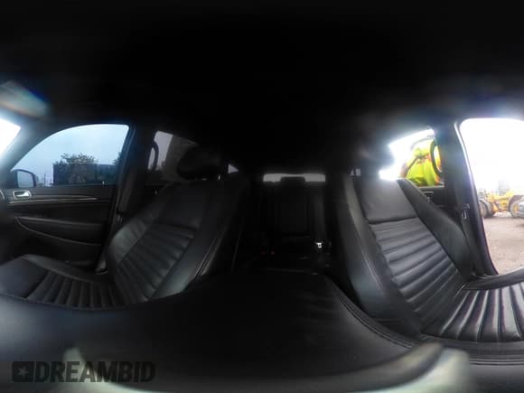 ✅ 2020 Jeep Grand Cherokee Limited • VIN: 1C4RJFBG0LC385080 • Lot: 42162766. Wystawiony na IAAI z przebiegiem 42 413 mil. Bezpłatny archiwum sprzedaży aukcyjnych z USA i szczegółowy raport historii pojazdu na DreamBid. Zdjęcie 19.