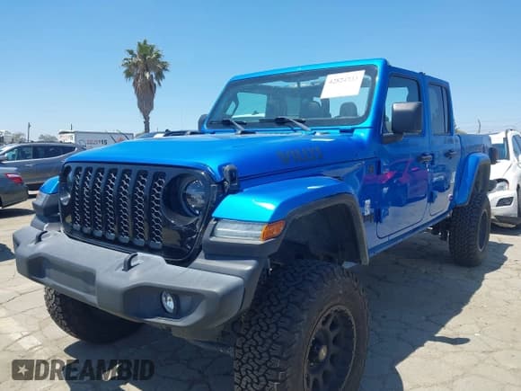 ✅ 2022 Jeep Gladiator Texas Trail • VIN: 1C6HJTAG4NL135346 • Lot: 42824733. Wystawiony na IAAI z przebiegiem 40 126 mil. Bezpłatny archiwum sprzedaży aukcyjnych z USA i szczegółowy raport historii pojazdu na DreamBid. Zdjęcie 18.